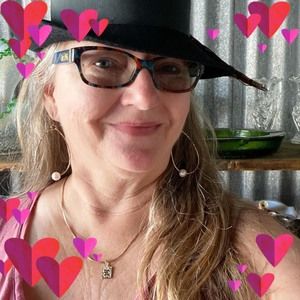 Meet your Posher, Jacquelyn